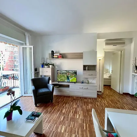 Aspromonte 15 דירה